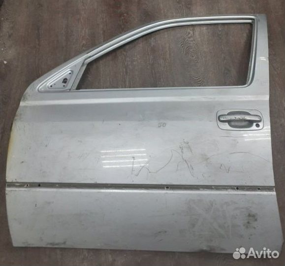 Дверь передняя левая Toyota Vista AZV50 1azfse
