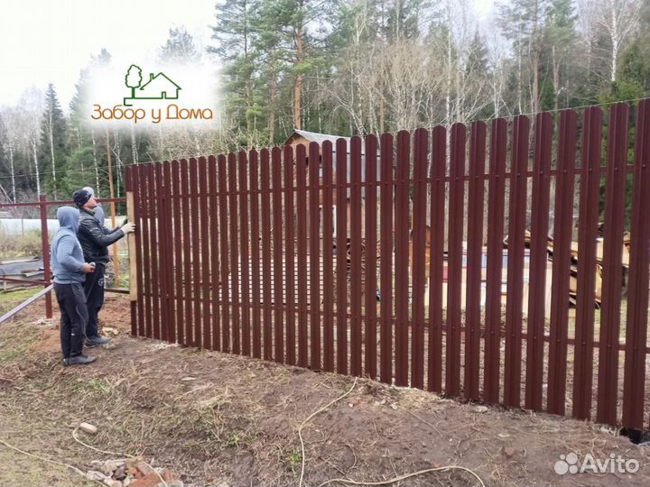 Заборы из профнастила и откатные ворота