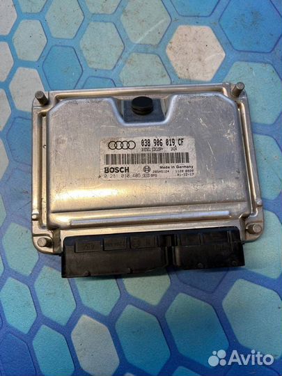 Блок управления двигателем 038906019CF