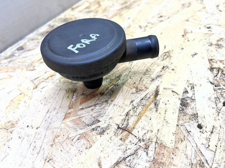 Клапан циркуляции картерных газов Chery Vag