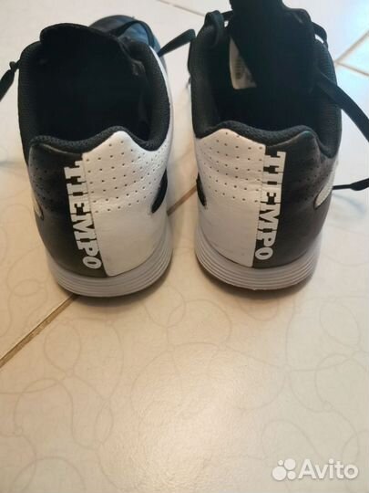 Футзалки nike