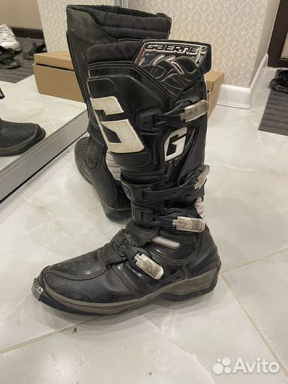 Мотоботы Gaerne React