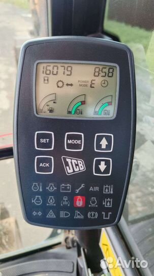 Гусеничный экскаватор JCB JS 330LC, 2013