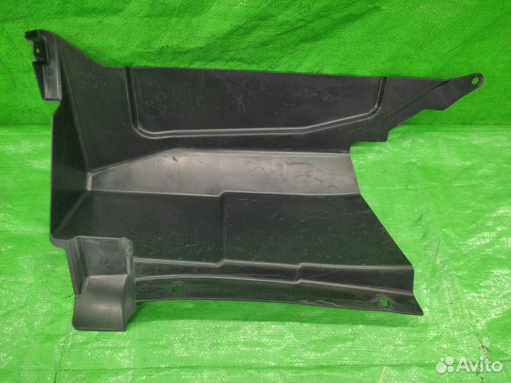 Пыльник двигателя лев. Dodge Caliber