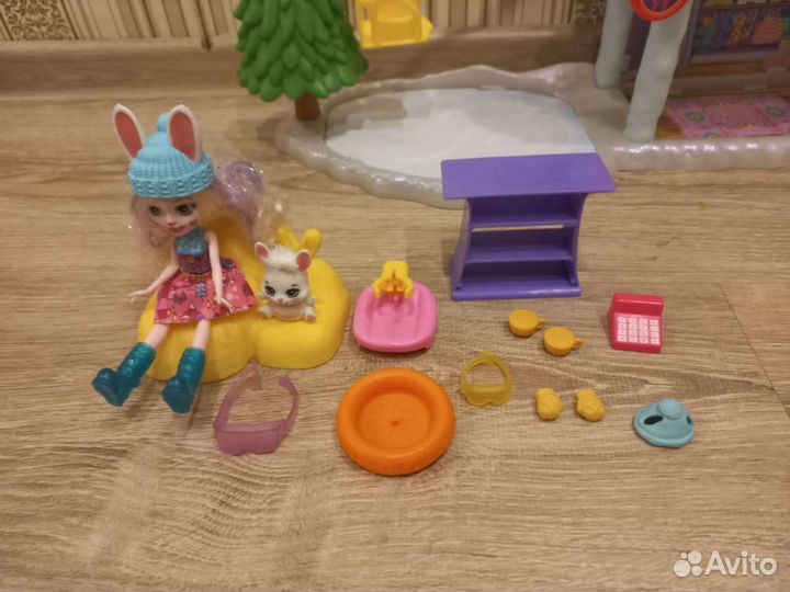 Энчантималс шале