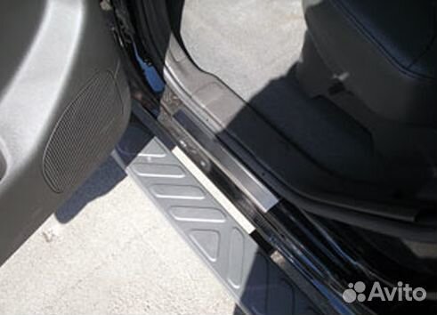 Накладки на пороги Nissan Navara3,4, Pathfinder3,4