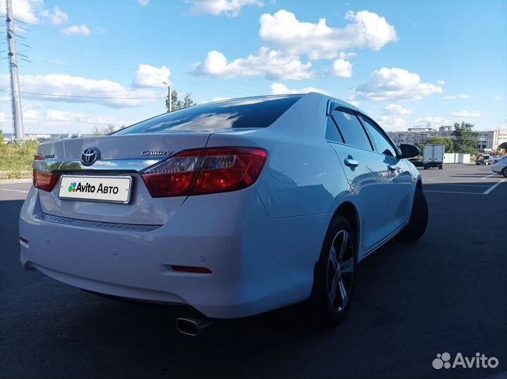 Toyota Camry 2.0 AT, 2013, 124 000 км