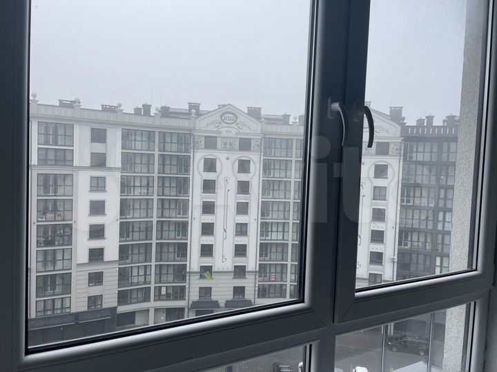 1-к. квартира, 42 м², 9/9 эт.