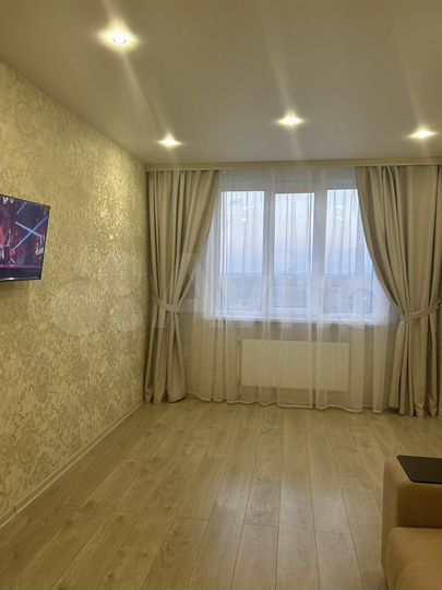 1-к. квартира, 42 м², 22/23 эт.