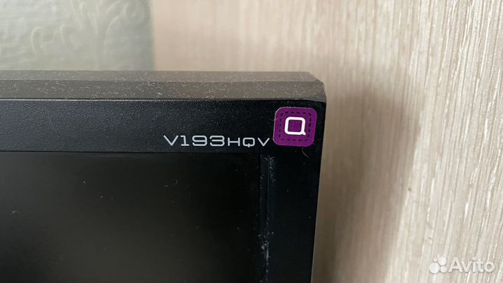 Монитор Acer v193hqv