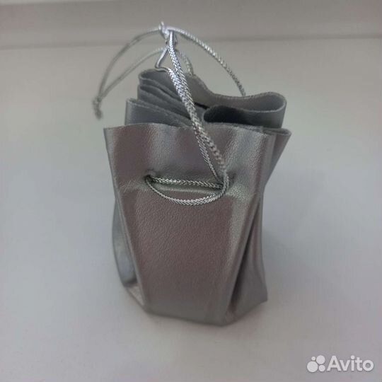 Коробочки для ювелирных изделий