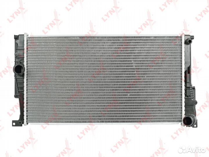 Радиатор охлаждения BMW F20