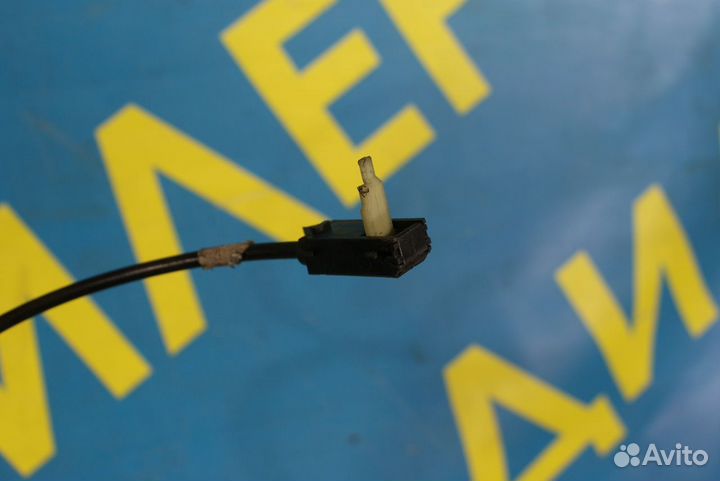 Трос замка зажигания Mercedes-Benz W210