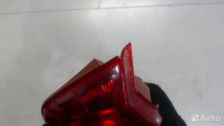 Фонарь крышки багажника Infiniti Q50, 2015