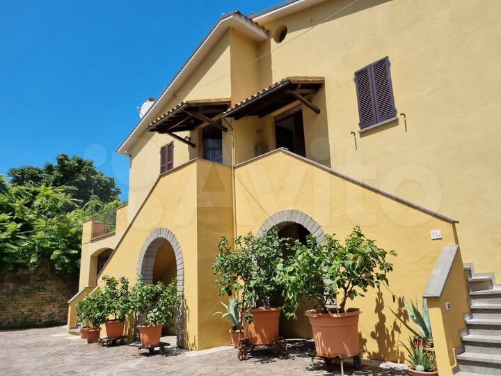 Дом 558 м² (Италия)