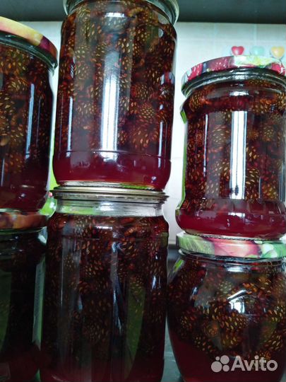 Варенье из сосновых шишек, луговой клубники