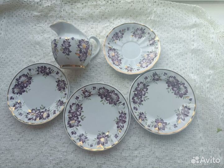 Молочник, блюдца Вербилки