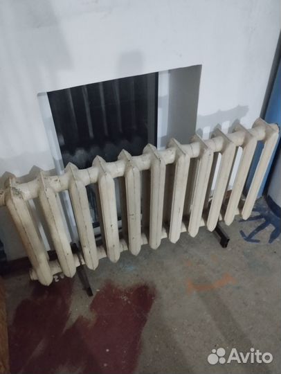 Батарея чугунная