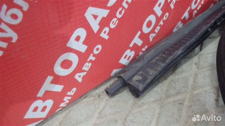 Уплотнитель багажника LADA Granta FL 21127 2019