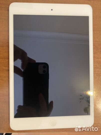 Планшет Apple iPad mini 2 Retina Wi-Fi + Cellular