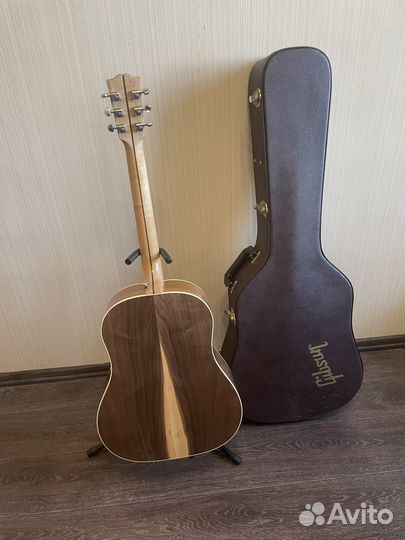 Электроакустическая гитара gibson J-15