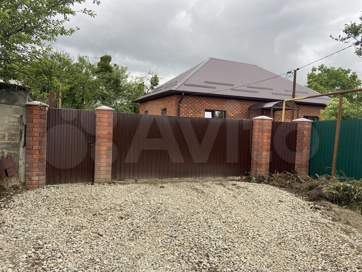 Дом 96 м² на участке 4,4 сот.