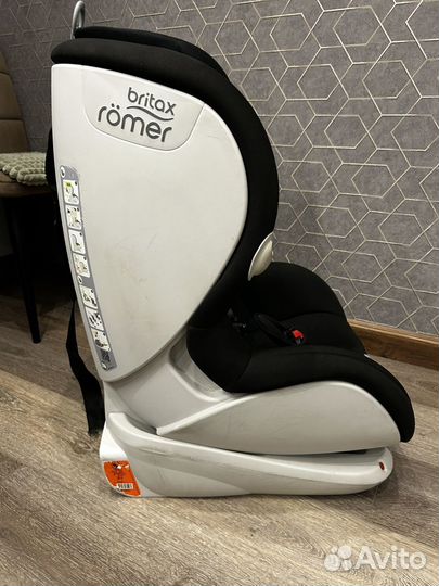 Britax Römer trifix 2 i-size (9-18 кг)