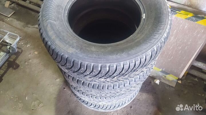 Nokian Tyres Hakkapeliitta 8 SUV 265/65 R17