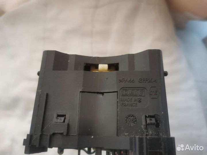 Renault Logan переключатель подрулевой 2004-2015