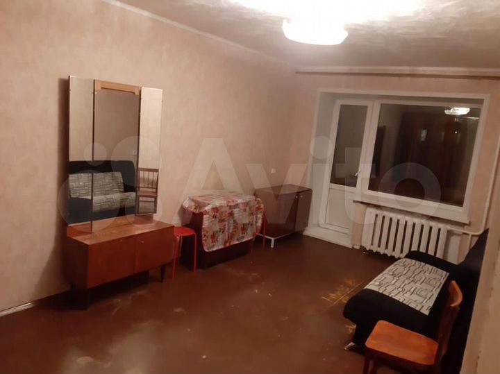 Комната 14 м² в 3-к., 4/10 эт.