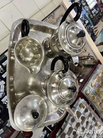 Сервиз чайный на подносе