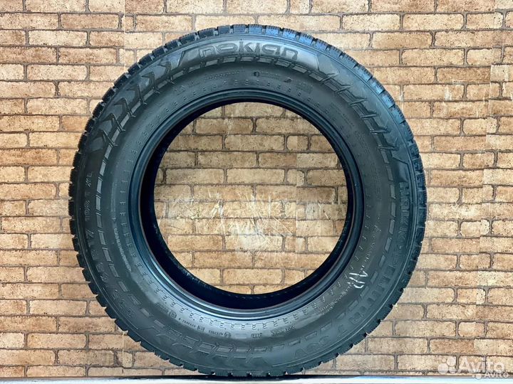 Nokian Tyres Hakkapeliitta 7 235/65 R17