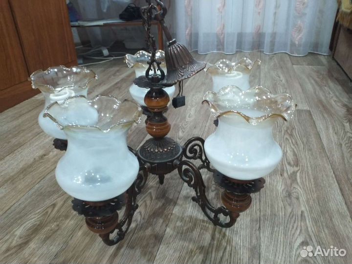 Люстра потолочная бу