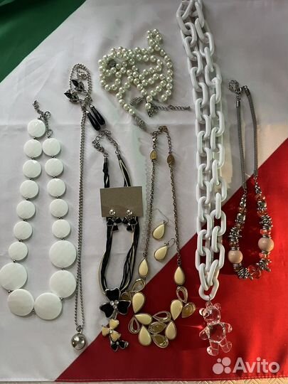 Женская бижутерия
