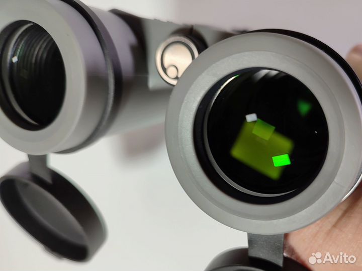 Бинокль Levenhuk Karma plus 10x32