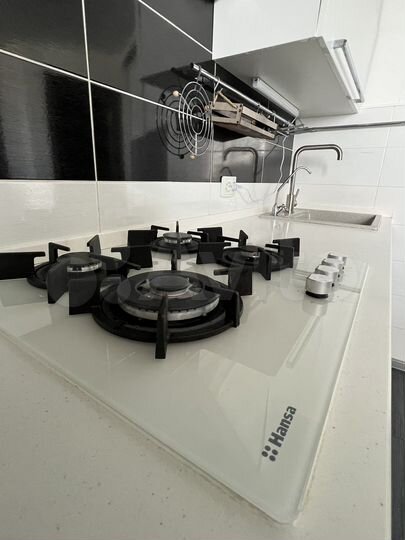 3-к. квартира, 87 м², 10/10 эт.