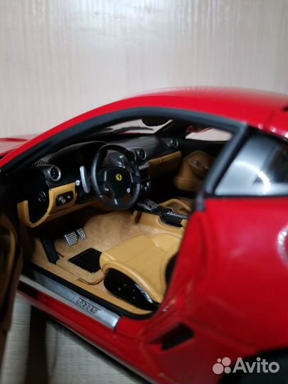 1/18 Hot Wheels Elite Ferrari 599 GTB Fiorano