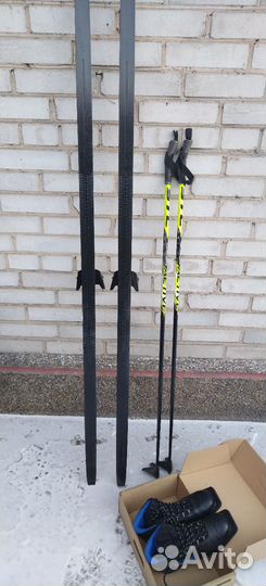 Беговые лыжи