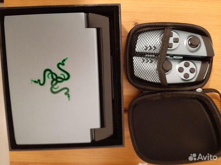 Игровой мини ноутбук