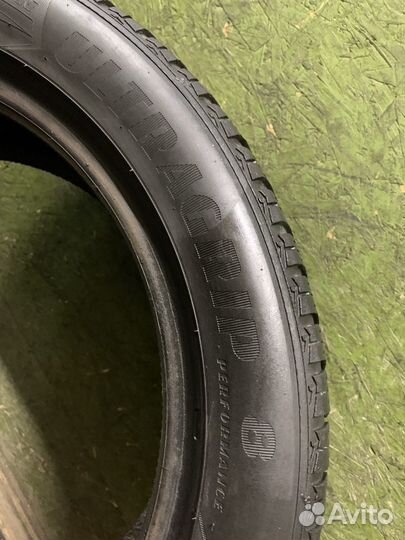 Goodyear UltraGrip 8 Performance 215/50 R17 95V