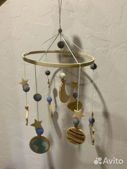 Мобиль на детскую кроватку