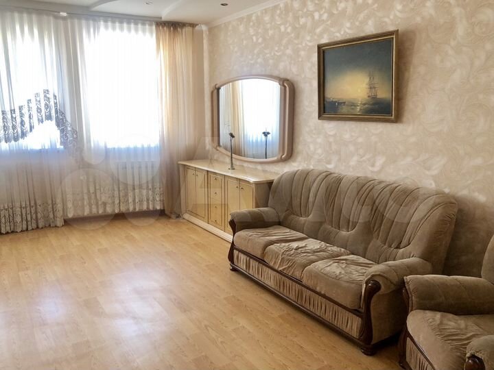 3-к. квартира, 105 м², 7/16 эт.