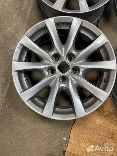 Оригинальные колеса Mazda R17