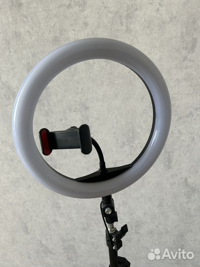 Кольцевая лампа