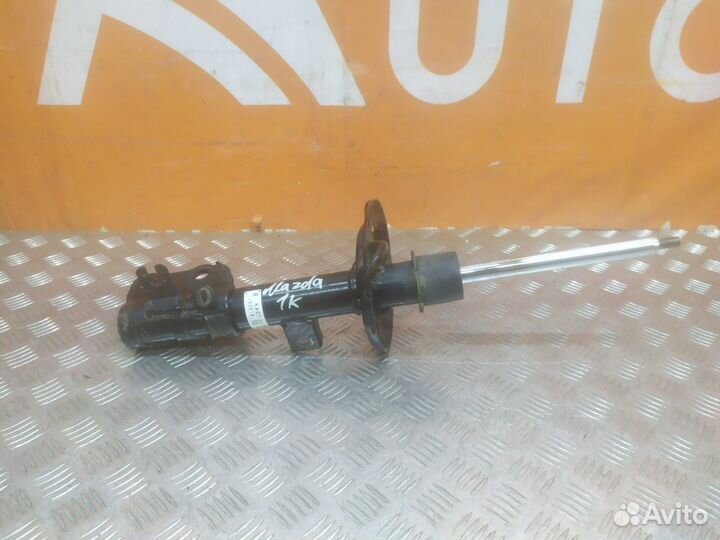 Стойка амортизатора передняя правая Mazda Cx-5 1