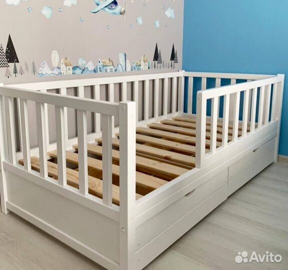 Детская кровать Basic бук