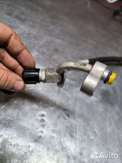 BMW 5 E60 е61 трубка кондиционера