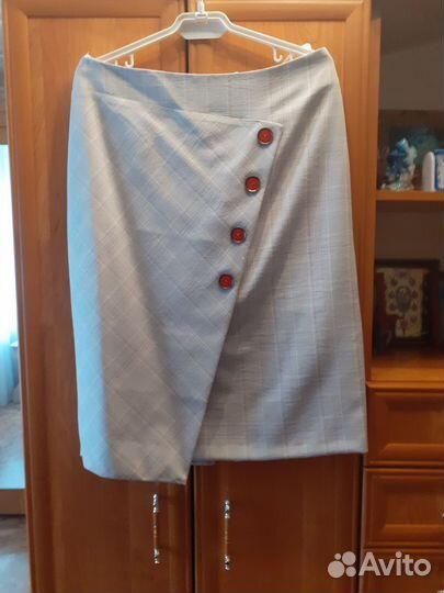 Костюм женский