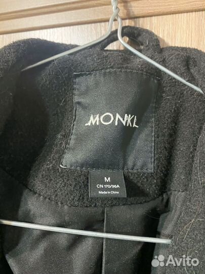 Пальто monki