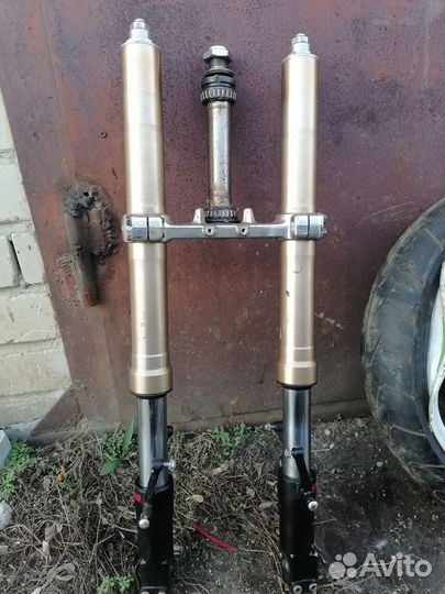 Передняя вилка с колесом Kawasaki ZXR 400